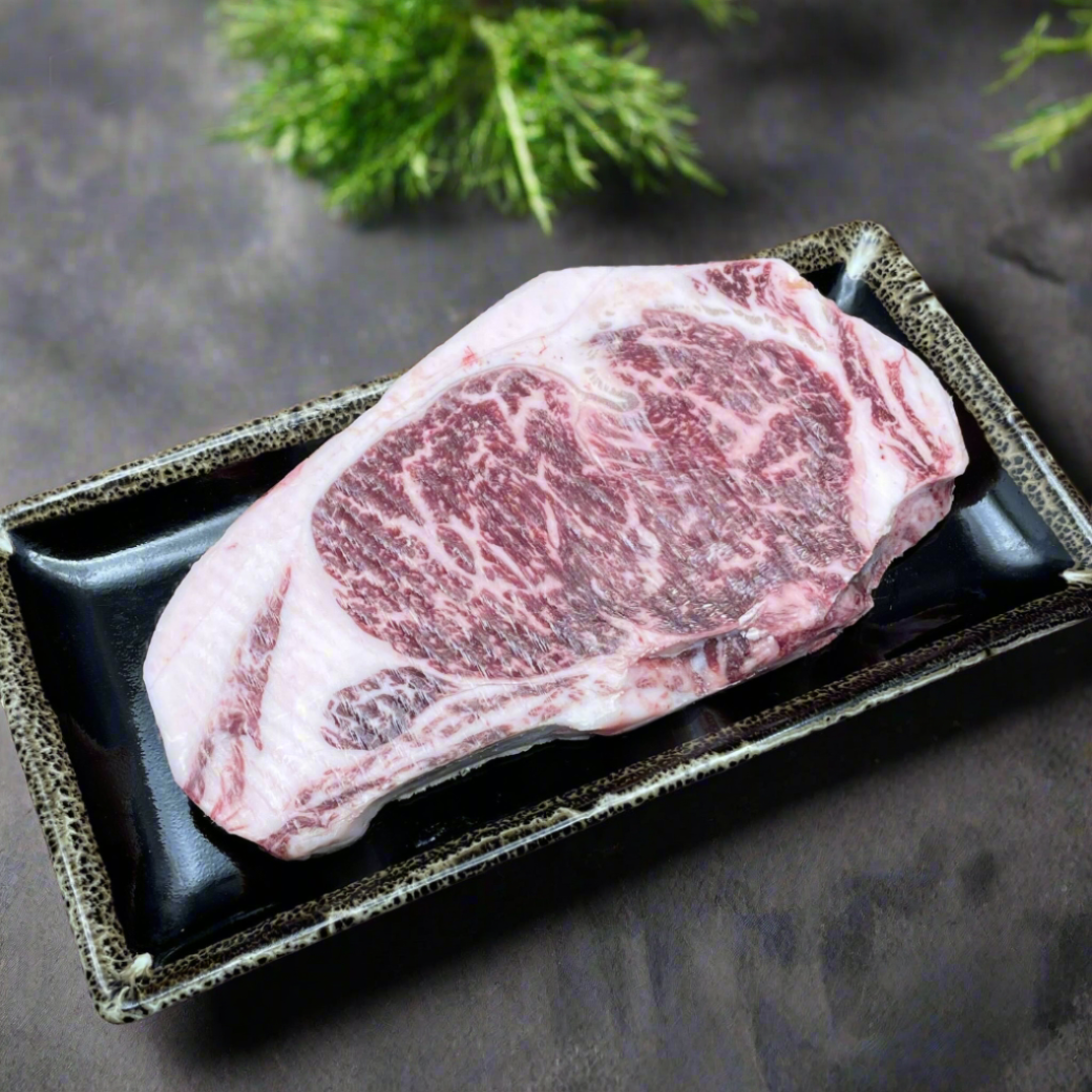 Hokkaido Tokachi Nobels Striploin Steak เนื้อฮอกไกโด โทคาชิ โนเบลส์ เฮิร์บ สตริปลอยน์ สเต็ค - The Foodworks 